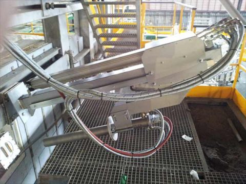 DIAS_Infrared_infraredcamera_PYROINC_768N_320F_380LF_combustionchamber-480x360.jpg PYROINC_768N_320F_380LF_燃燒室紅外監(jiān)控系統(tǒng)安裝圖